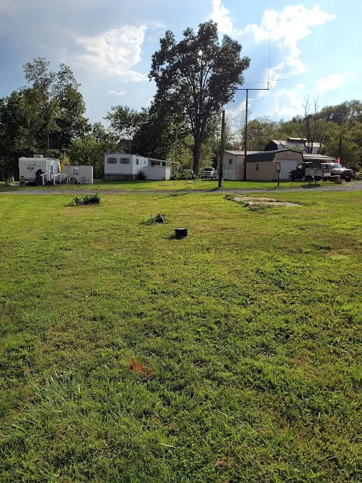 Willow Creek MHV LLC Picture 5