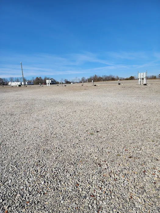 Cousin Eddie's RV Park Picture 10