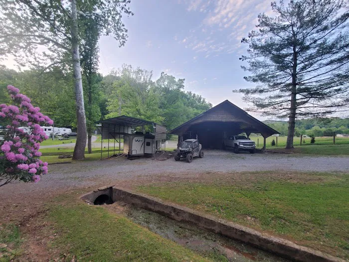 Weston Hefner RV Sites Picture 1