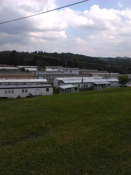 East Park Mobile Home Village Picture 3