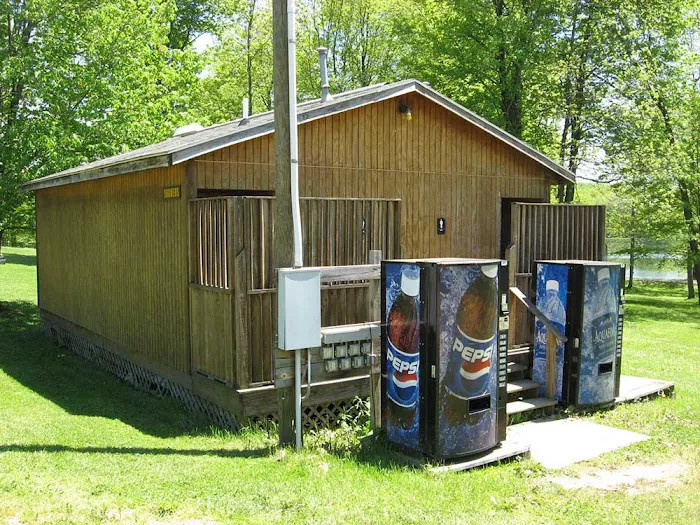 Cooper's Lake Event Venue and Campground Picture 9