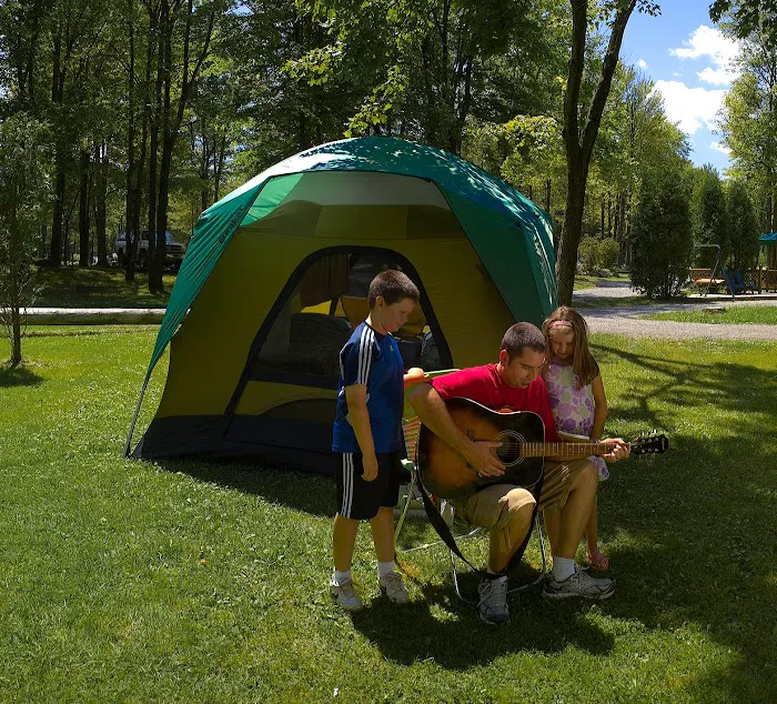 Mercer / Grove City KOA Holiday Picture 3