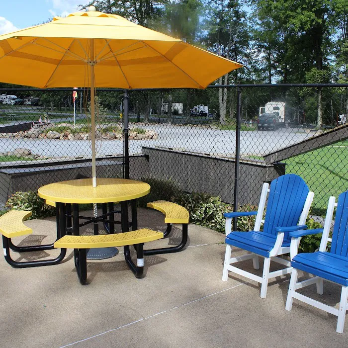 Mercer / Grove City KOA Holiday Picture 7