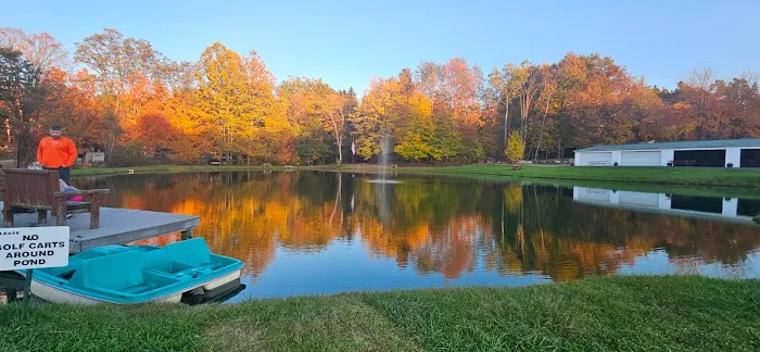Cozy Oaks RV Resort Picture 10