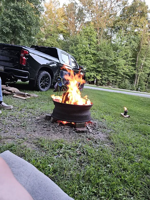 Cozy Oaks RV Resort Picture 6