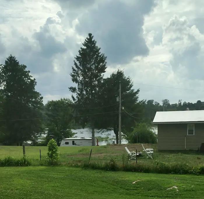 Mitchell Lake Campgrounds Picture 10