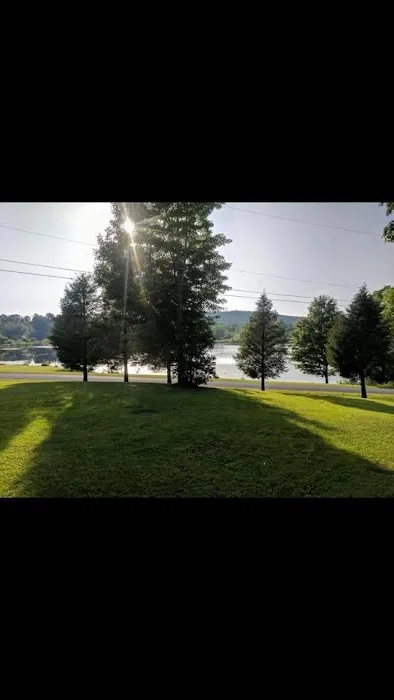 Mitchell Lake Campgrounds Picture 9