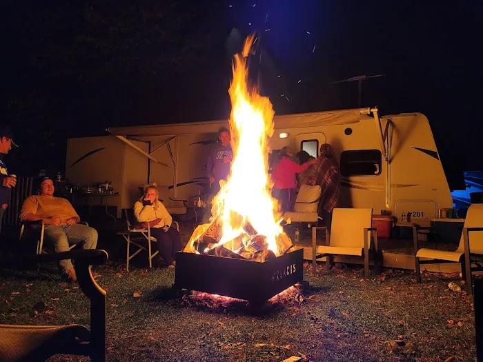 Buttercup Woodlands Campground Picture 5