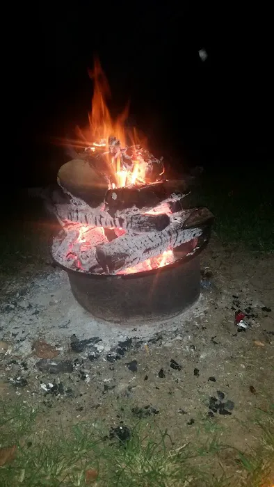 Riverside Campground Picture 5