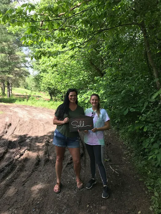 Holston Hideaway Campgrounds Picture 7