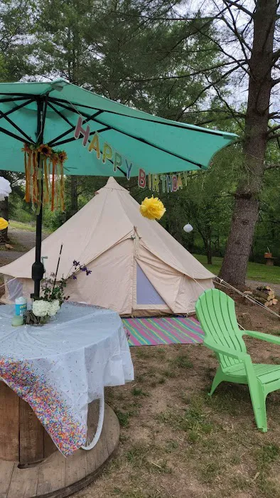 Holston Hideaway Campgrounds Picture 10
