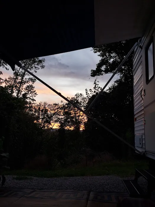 Black Oak Mobile Home-RV Park Picture 4