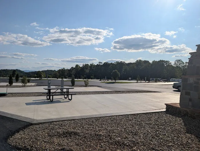 Timberstone RV Resort Picture 2