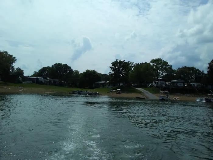 Terry Point Campground Picture 4