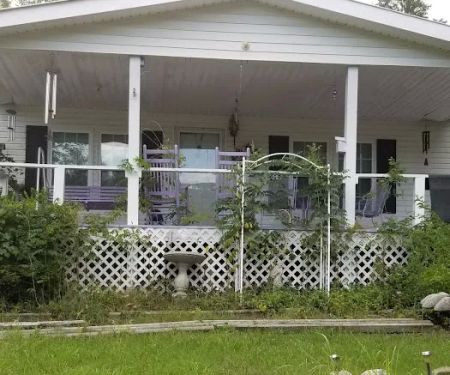 Lake Cove Resort & Realty