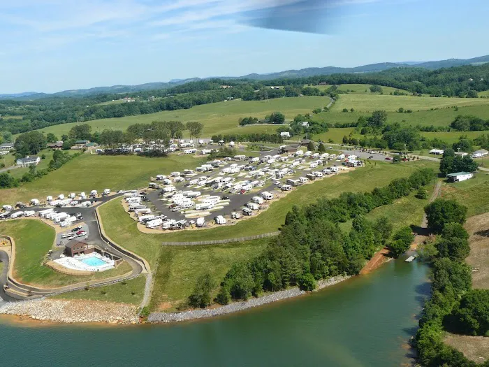 Anchor Down RV Resort Picture 7
