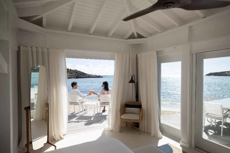 What Are the Best Luxury Honeymoon Destinations Right Now
