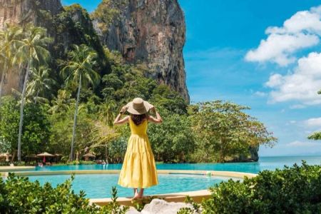 Top Destinations for Luxury Mountain Vacations: Best Places to Experience Scenic Views and Comfort