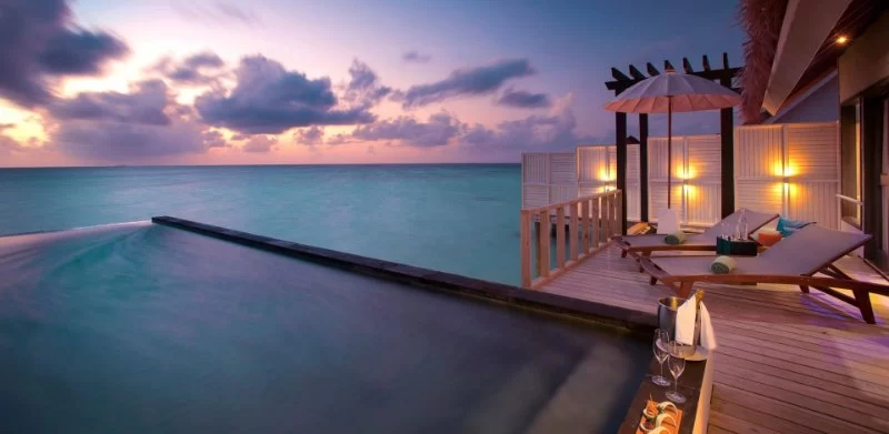 Most Luxurious Destinations for Honeymooners You Should Experience