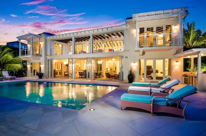 How to Book Luxury Villas for Family Vacations – Expert Tips and Real Stories