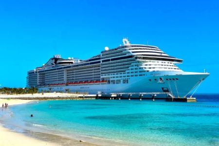 Best Luxury Cruises in the Caribbean: Top Lines, Experiences, and Tips