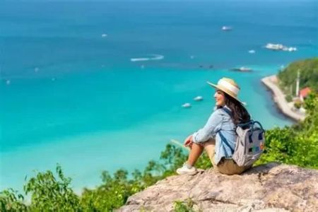 Best Luxury Travel for Solo Travelers | Refined Travel