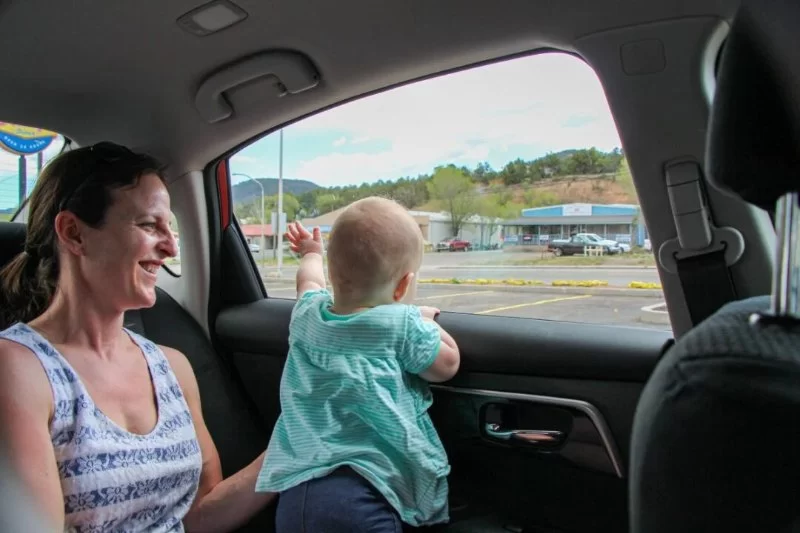 The Best Gear for Traveling with Babies and Toddlers in the Car – Essential Tips for Family Road Trips