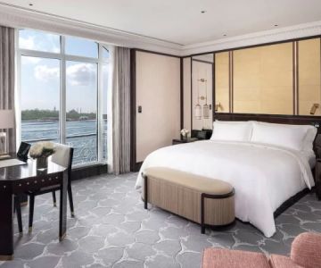 How to Enjoy a Luxurious Stay at a 5-Star Hotel — An Insider Guide