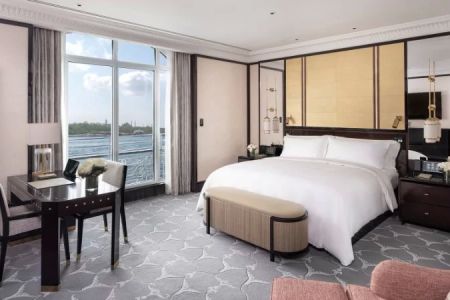 How to Enjoy a Luxurious Stay at a 5-Star Hotel — An Insider Guide