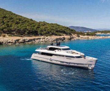 How to Book a Luxury Yacht Tour in the Greek Islands