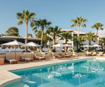 Best Luxury Hotels in Ibiza — Top 5-Star Resorts and Exclusive Stays