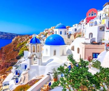 How to Enjoy Luxury Travel in Greece | Refined Travel
