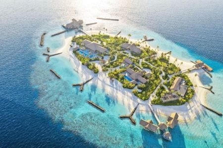 Luxury Beach Resorts in the Maldives: A 2025 Planner for Private-Island Bliss