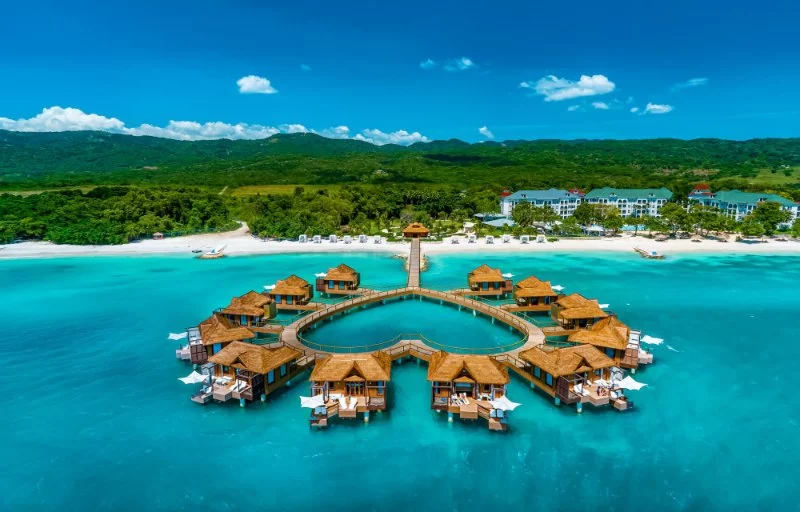 How to Plan a Luxury Honeymoon in the Caribbean