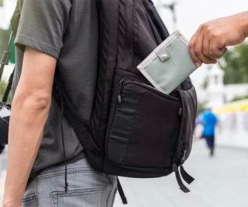 The Most Common US Travel Scams and How to Avoid Them