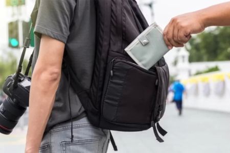 The Most Common US Travel Scams and How to Avoid Them