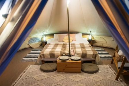 How to Enjoy a Luxury Camping Trip: Expert Tips & Stays
