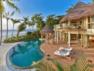 Best Time to Travel to Luxury Destinations: A Season-by-Season Guide