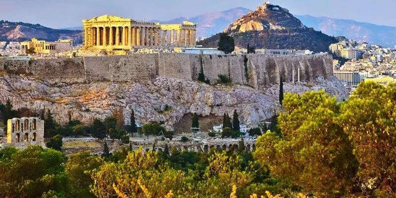 Best Luxury Destinations for History Lovers: Live the Past in Style