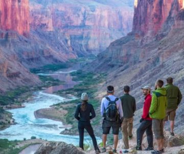 Guide to America’s Most Magnificent Canyon Trails: Best Hiking Spots