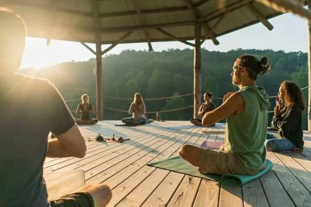 Best U.S. Destinations for Outdoor Meditation Retreats to Rejuvenate Your Mind