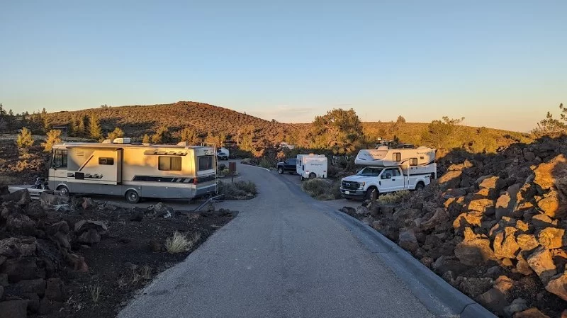 Best Campgrounds in Volcano and Lava Fields Regions for an Unforgettable Experience
