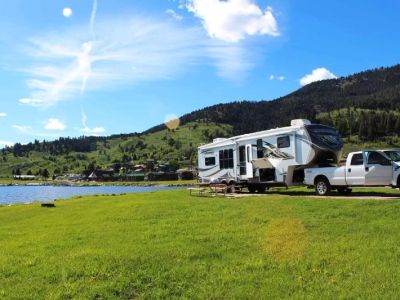 Best RV Parks Near Famous Hiking Destinations: Top Spots for Adventure