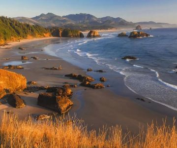Guide to America’s Most Spectacular Crescent Beaches