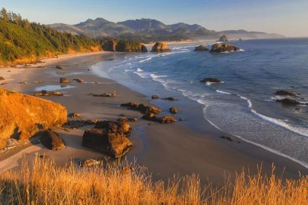 Guide to America’s Most Spectacular Crescent Beaches