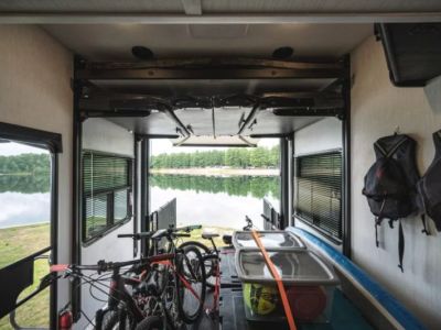 Guide to RV Gear Essentials for Extended Trips and Comfortable Travel