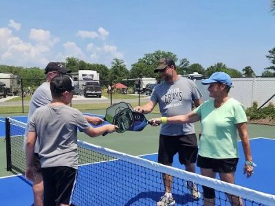 Best RV Parks With Pickleball and Outdoor Games for Your Next Adventure