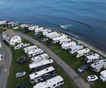 Best Campgrounds With Waterfront Picnic Areas