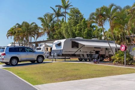 Best RV Parks With Onsite Farmers Markets: A Perfect Travel Experience