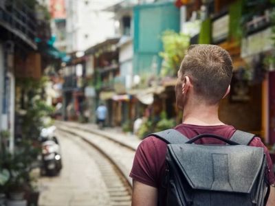 Tips for Staying Healthy While Traveling Long‑Term